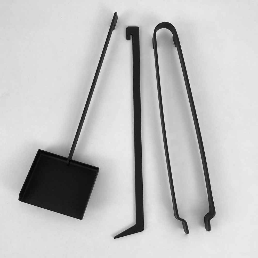 Ensemble d'outils pour la cheminée en acier noir fabriqué en Italie - Ostro