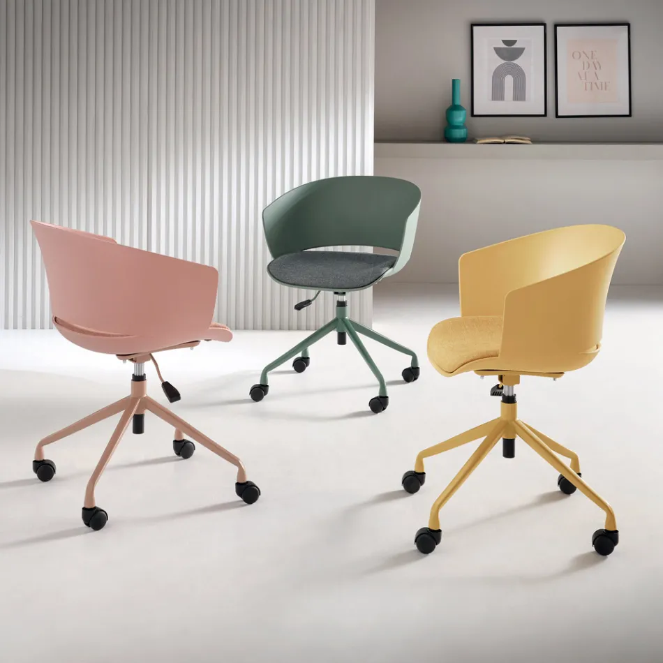 2 fauteuils pivotants à 180° avec assise en polypropylène revêtue de tissu - Renza Viadurini