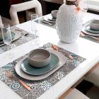6 sets de table américains lavables en pvc et polyester à motifs - Belita Viadurini
