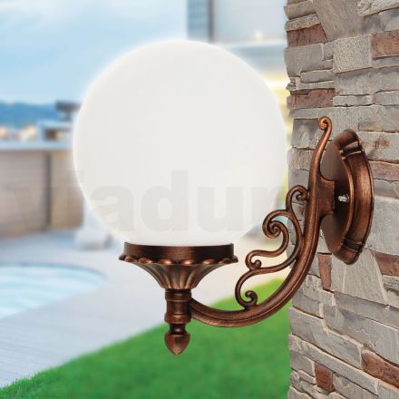 Applique avec sphère en acrylique et structure en aluminium moulé sous pression - Trovanero Viadurini