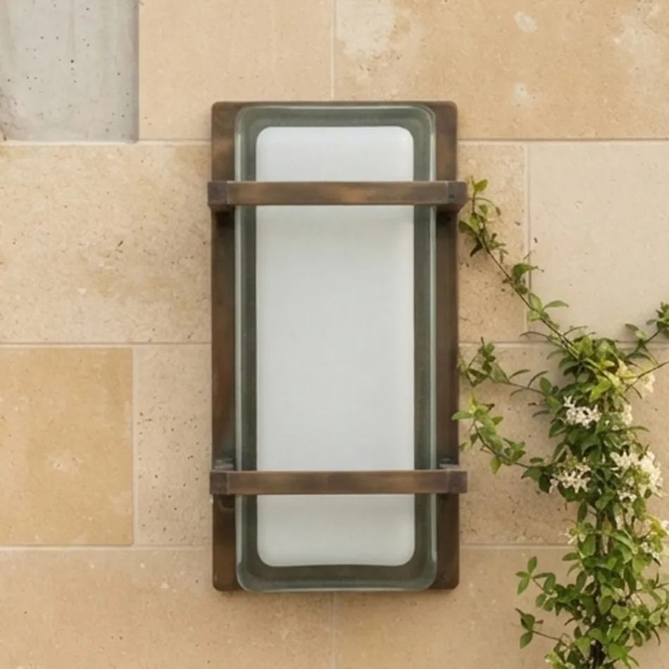 Applique murale extérieure en laiton, culot E27, style géométrique, fabriquée en Italie - Cristal Viadurini