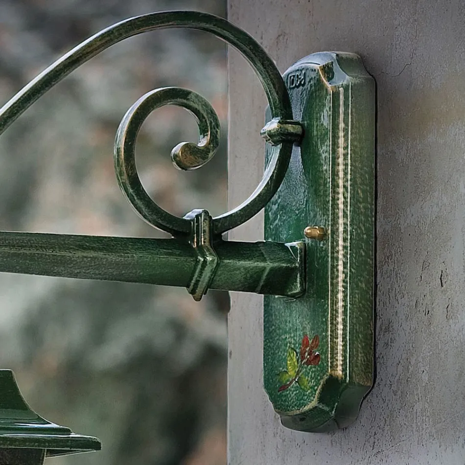 Applique d'extérieur en aluminium vert doré avec fleurs peintes à la main - Gorizia Viadurini