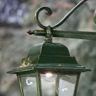 Applique d'extérieur en aluminium vert doré avec fleurs peintes à la main - Gorizia Viadurini