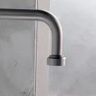 Mitigeur de lavabo moderne à 3 trous avec lignes rouges et bleues Made in Italy - Quito Viadurini