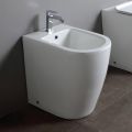 Bidet monotrou sur pied avec technologie sans rebord en céramique blanche - Oleandro 