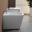 Bidet monotrou sur pied en céramique blanche au design moderne et élégant - Giunco Viadurini