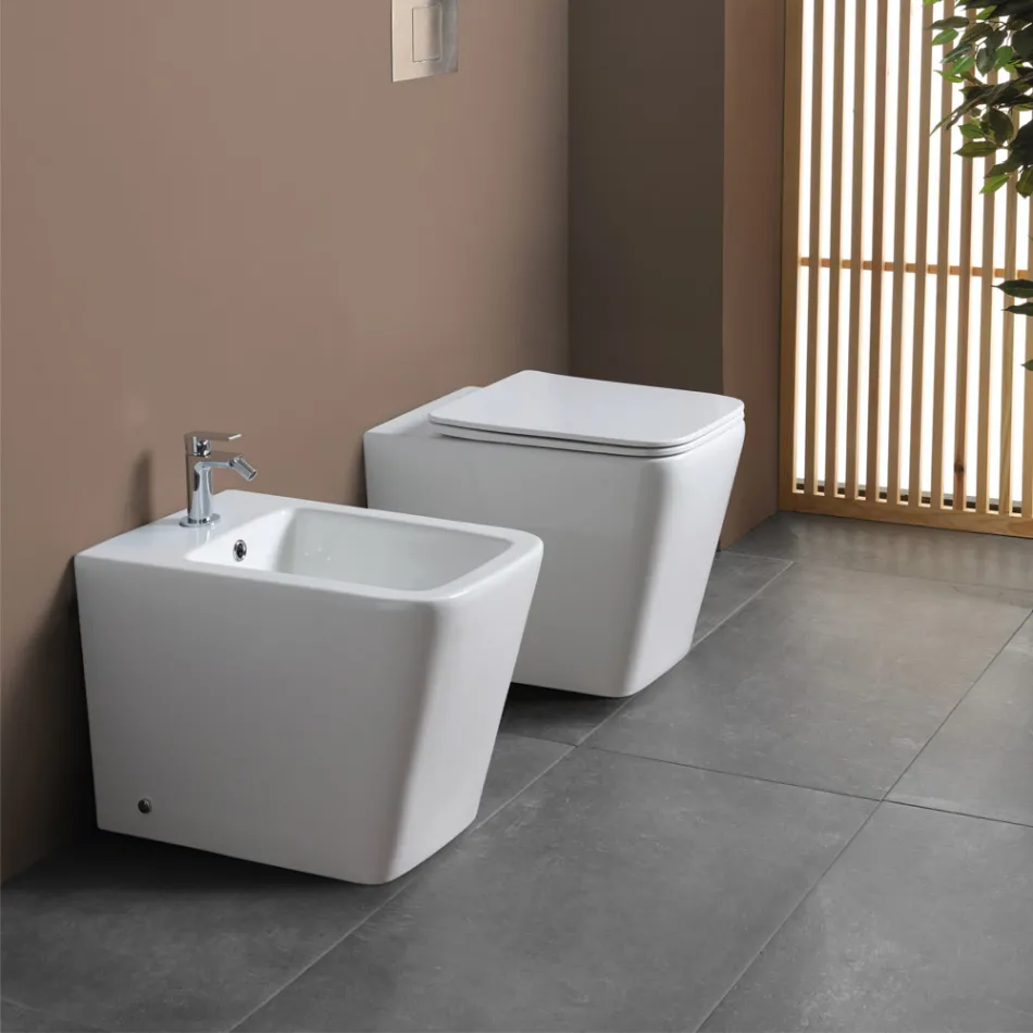 Bidet monotrou sur pied en céramique blanche au design moderne et élégant - Giunco Viadurini