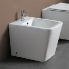 Bidet monotrou sur pied en céramique blanche au design moderne et élégant - Giunco Viadurini