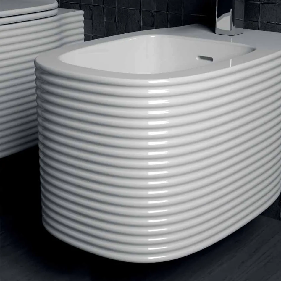 Bidet suspendu en céramique de conception moderne fabriqué en Italie, Hamlet Viadurini