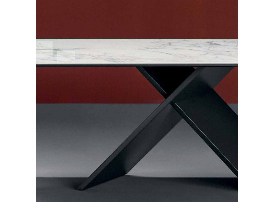 Table design Bonaldo Axe en métal céramique base fabriquée en Italie
