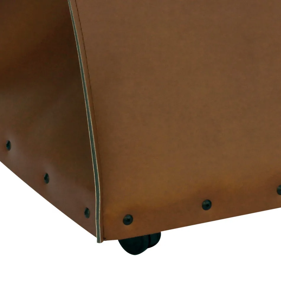 Sac à bois de chauffage en éco-cuir à roulettes Made in Italy - Escargot Viadurini