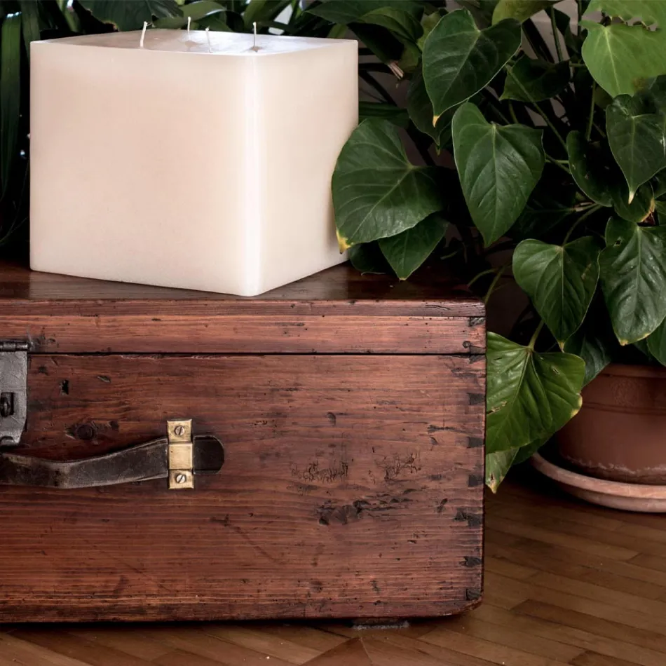Bougie carrée en cire moderne fabriquée à la main en Italie - Mondeo Viadurini