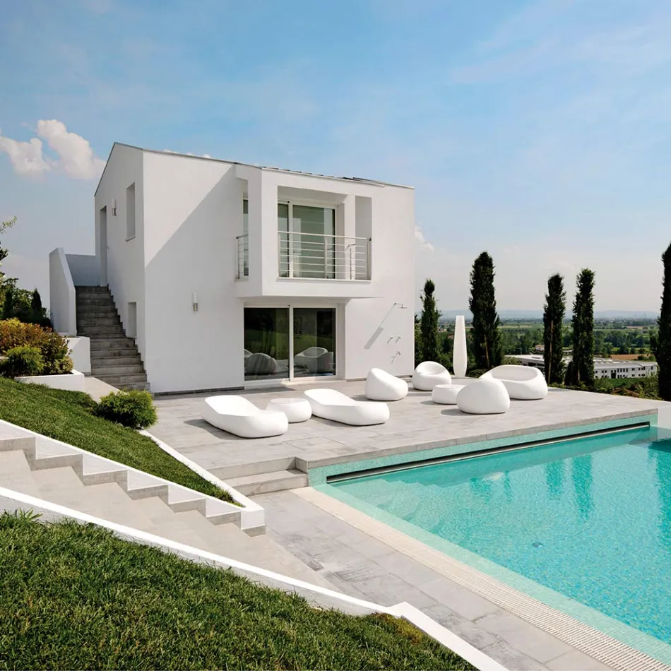 Chaise longue d'extérieur design en polyéthylène blanc fabriquée en Italie - Ervin Viadurini