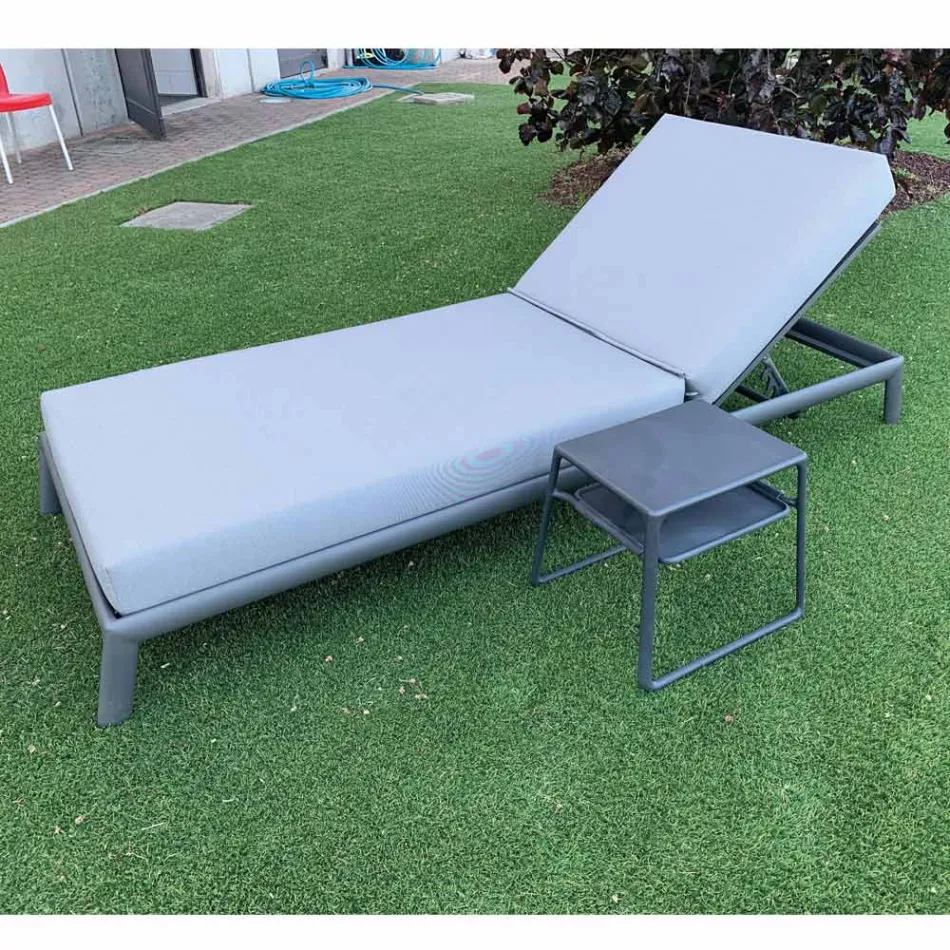 Chaise longue de jardin en aluminium avec revêtement en tissu - Eufemia Viadurini