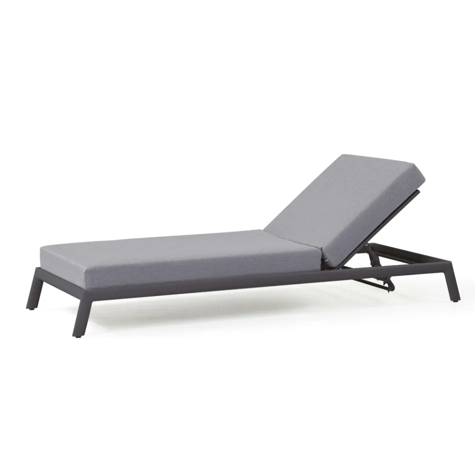 Chaise longue de jardin en aluminium avec revêtement en tissu - Eufemia Viadurini