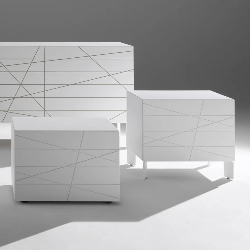 Table de chevet à 1 tiroir en aggloméré peint - Leone Viadurini