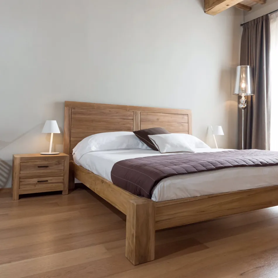 Table de chevet en teck massif avec 2 tiroirs - Vovinam Viadurini