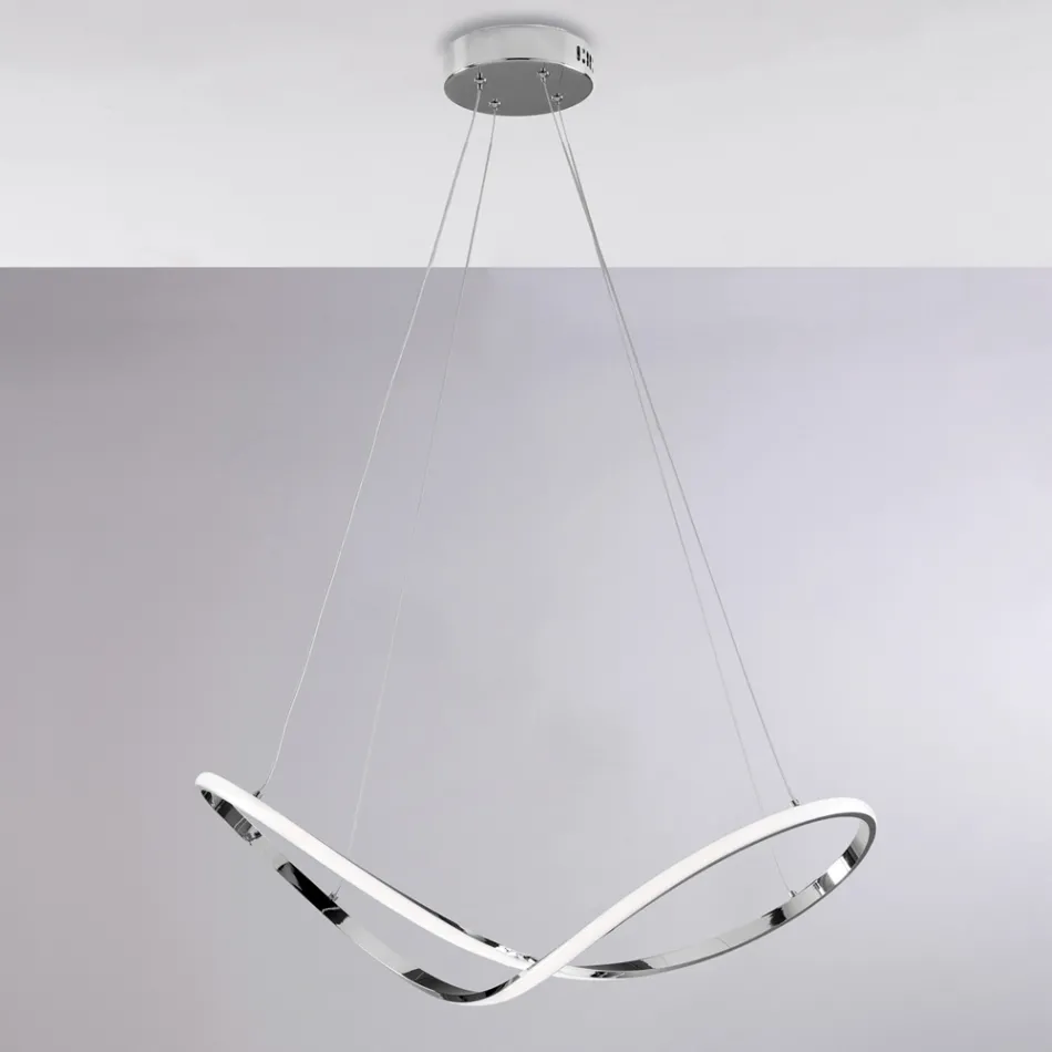 Apollon, un accessoire lumineux en verre et métal, fabriqué en Italie avec un goût raffiné. Viadurini