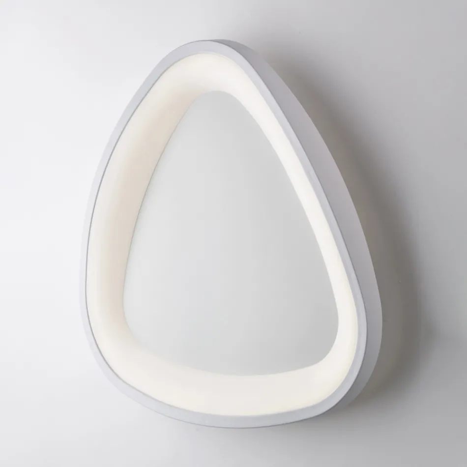 Voyager, un luminaire sophistiqué en verre et métal de fabrication italienne. Viadurini