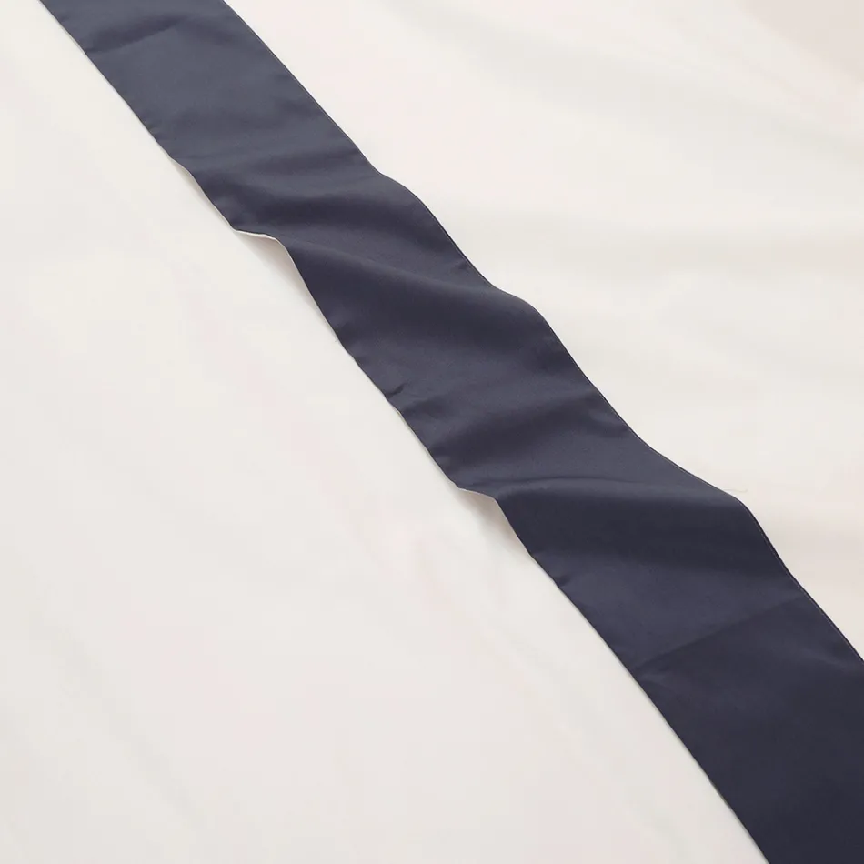 Lit Double Complet en 100% Coton et 10% Satin de Coton - Détail Viadurini