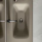 Composition de salle de bains comprenant un meuble sous-vasque avec 2 tiroirs et 1 porte - Titan Viadurini