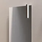 Composition de salle de bains avec 1 tiroir, 2 étagères en chêne, lavabo et miroir - Titan Viadurini