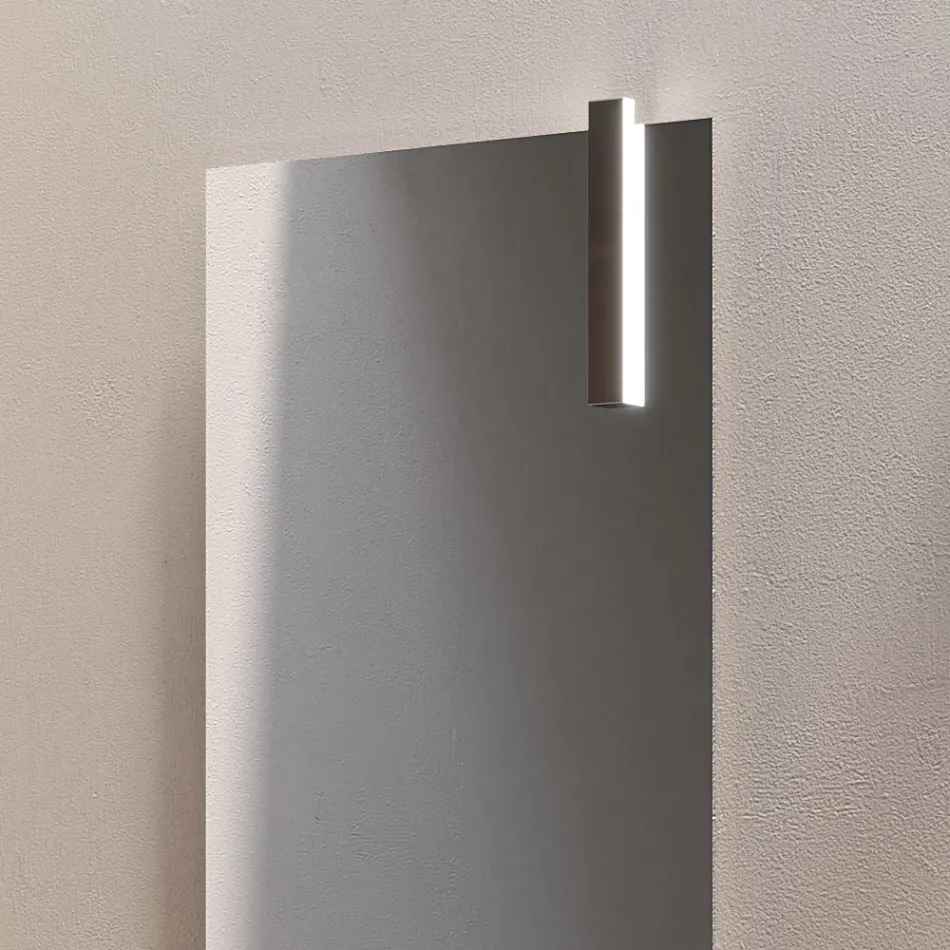 Composition de salle de bains avec 1 tiroir, 2 étagères en chêne, lavabo et miroir - Titan Viadurini