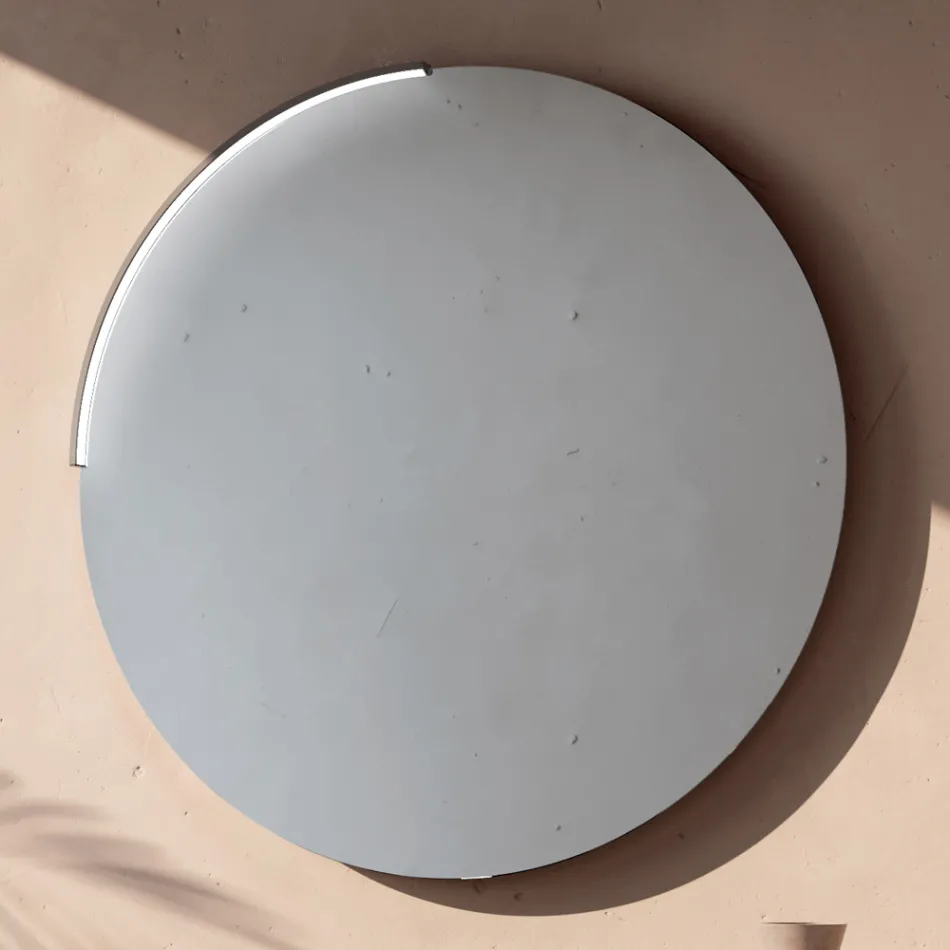 Composition de salle de bains avec 4 tiroirs, lavabo en céramique noire et miroir - Elios Viadurini