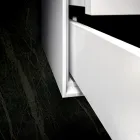 Composition de salle de bain avec base, miroir et vasque en résine Made in Italy - Kilos Viadurini