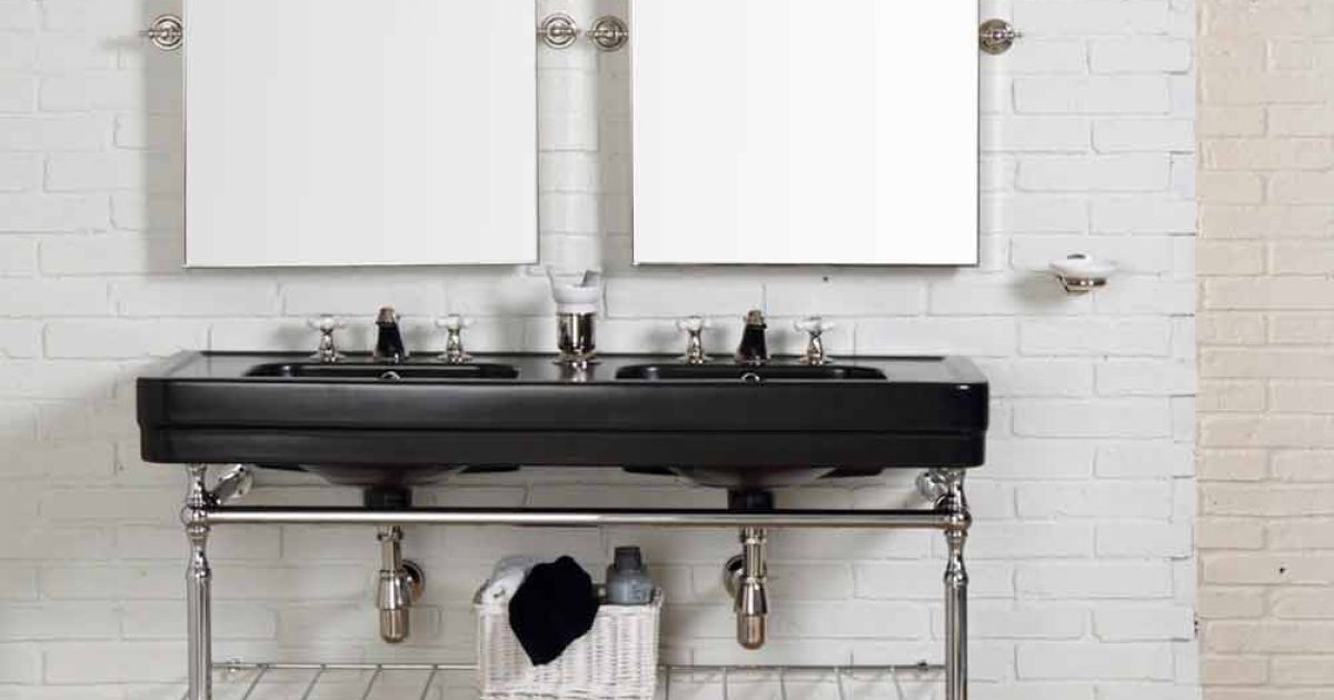 Set salle de bain avec console double noir sur structure Double