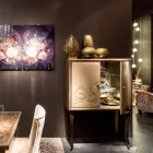 Buffet contemporain avec 2 portes en bois massif et cuir aniline Joy Viadurini