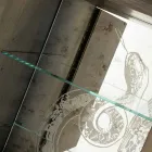 Buffet contemporain avec 2 portes en bois massif et cuir aniline Joy Viadurini