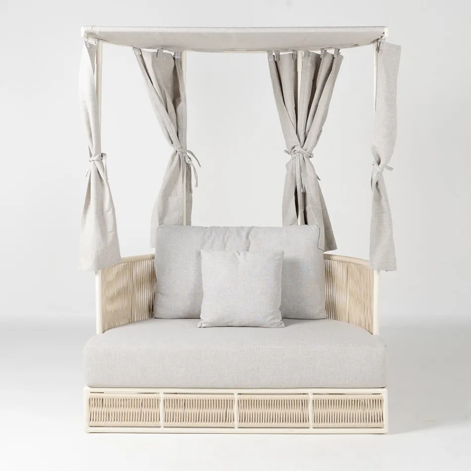 Lit de jardin Arcangelo en teck, aluminium et corde, avec coussins. Viadurini