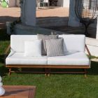 Canapé d'extérieur 3 places en bois naturel ou tissu noir et luxueux - Suzana Viadurini