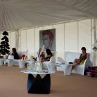 Canapé de salon extérieur ou intérieur design en plastique coloré - Lily par Myyour Viadurini