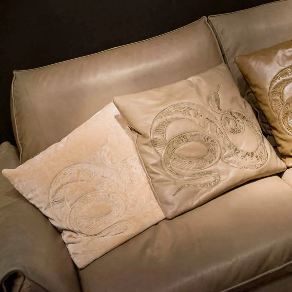 bois massif et un canapé en cuir avec accoudoirs objets Eve conduit Viadurini