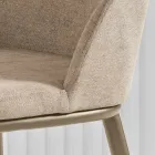 Deux fauteuils rembourrés avec une structure en métal et un design équilibré - Soie Viadurini