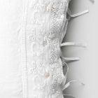 Taie d'oreiller en lin avec dentelle blanche pour lit design de luxe fabriqué en Italie - Kiss Viadurini