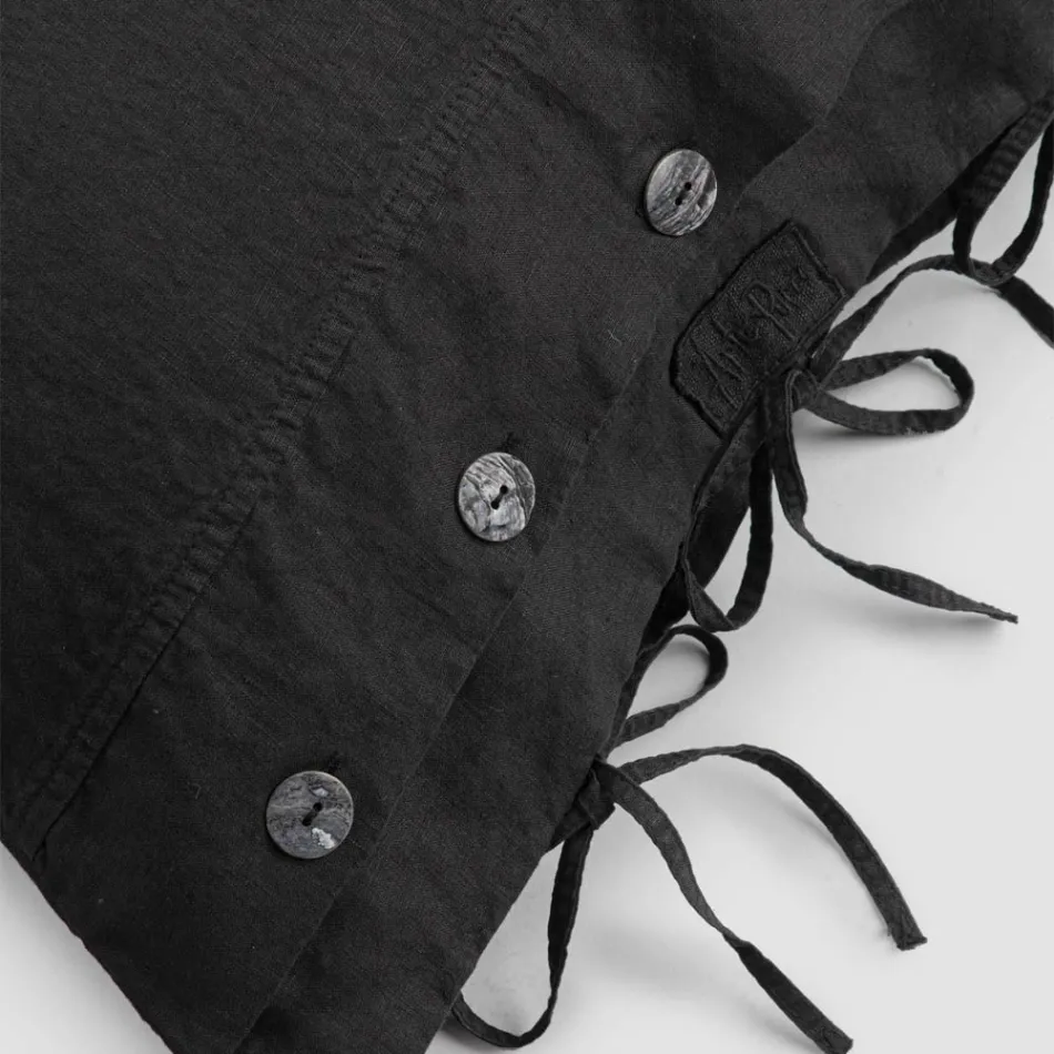 Taie d'oreiller de lit rectangulaire en lin blanc ou noir avec boutons et lacets - Agora Viadurini