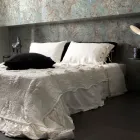 Taie d'oreiller de lit rectangulaire en lin blanc ou noir avec boutons et lacets - Agora Viadurini