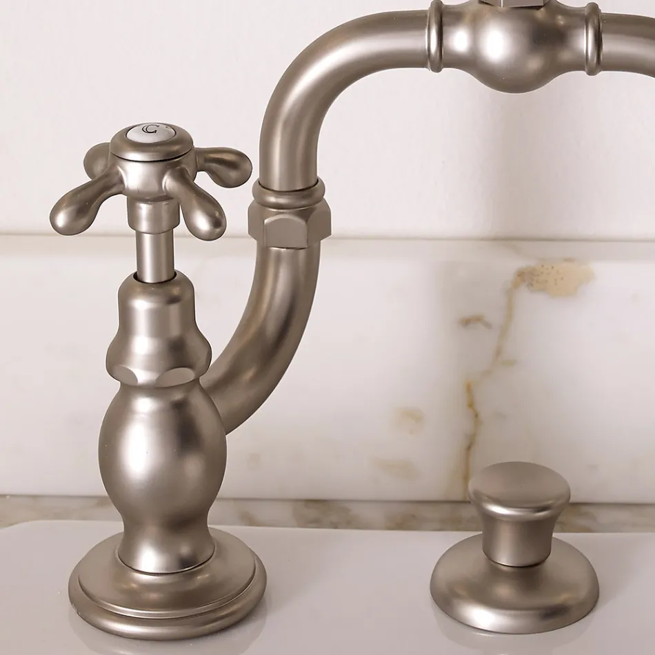 Groupe mitigeur vintage pour lavabo pont en laiton fabriqué en Italie - Klarisa Viadurini