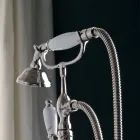 Baignoire sur pieds avec porte-serviettes et douchette Made in Italy - Turin Viadurini