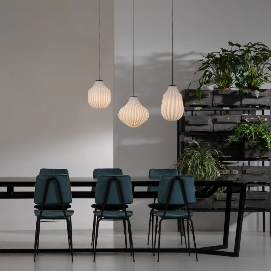 Lampe à Suspension en Verre Blanc au Design Filigrane Pointu - Caravane Viadurini