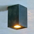 Lampe cubique en fer noir avec soudures givrées fabriquée en Italie - Cubino