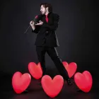 Lampe de table colorée Slide Love fabriquée en Italie Viadurini