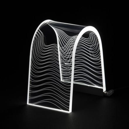 Lampe de table en cristal acrylique transparent avec décoration gravée - Bertella Viadurini