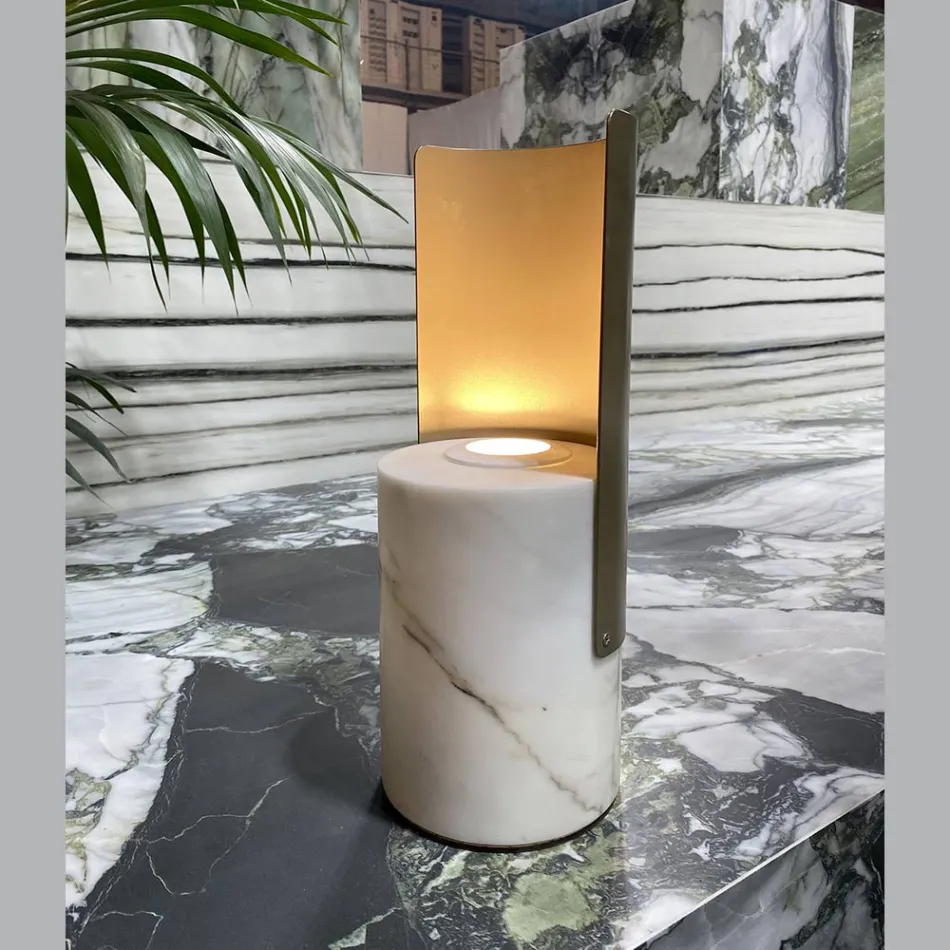Lampe de table en marbre Paonazzo et métal fabriquée en Italie - Azumane Viadurini