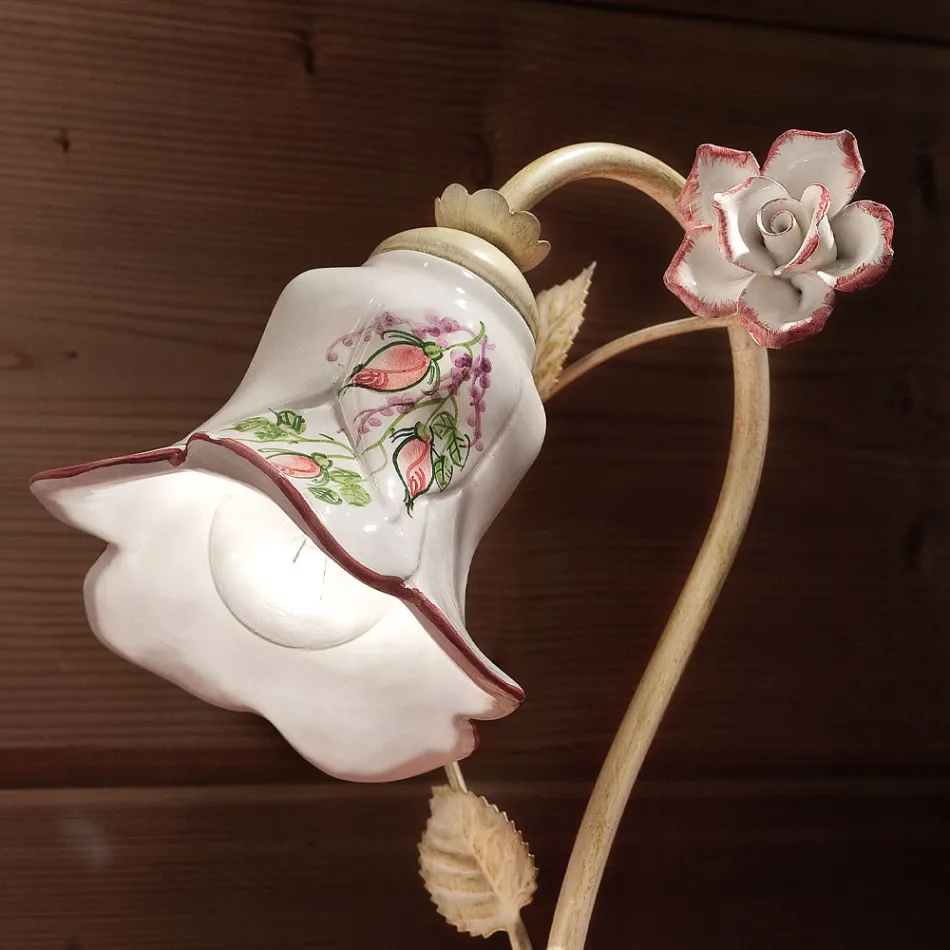Lampe de Table en Métal et Céramique Décorée à la Main avec Rose - Pisa Viadurini