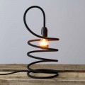 Lampe de table moderne en cuivre enduit de coton Made in Italy - Fusilla