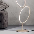 Lampadaire en métal finition dorée avec LED à intensité variable - Raissa Viadurini